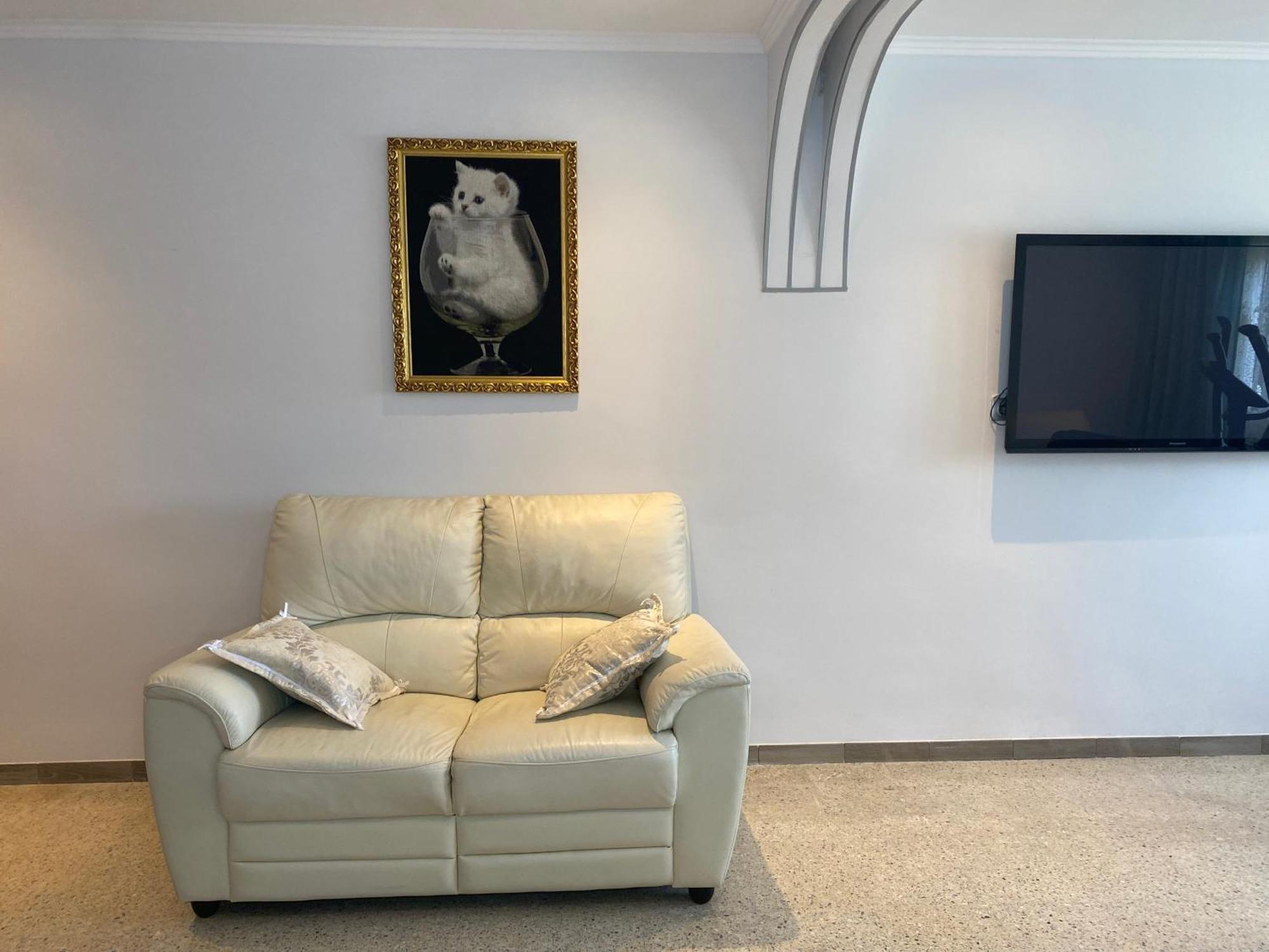 Shared Apartment! Piso Compartido! Общая Квартира! Seville Exterior photo
