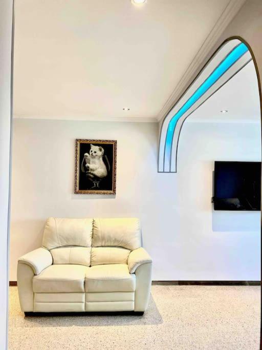 Shared Apartment! Piso Compartido! Общая Квартира! Seville Exterior photo