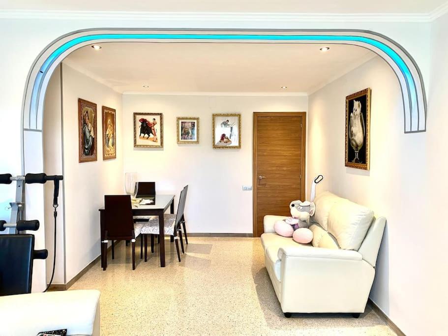 Shared Apartment! Piso Compartido! Общая Квартира! Seville Exterior photo